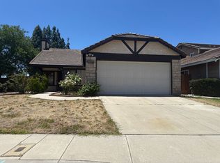 10777 Oakhurst Dr, Rancho Cucamonga, CA 91730
