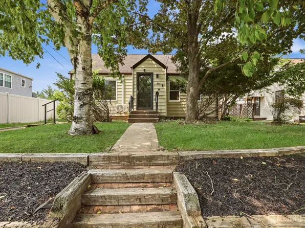 808 Tompkins Ave, South Plainfield, NJ 07080