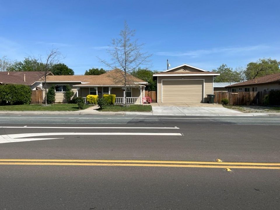 1st image of 965 East Ave