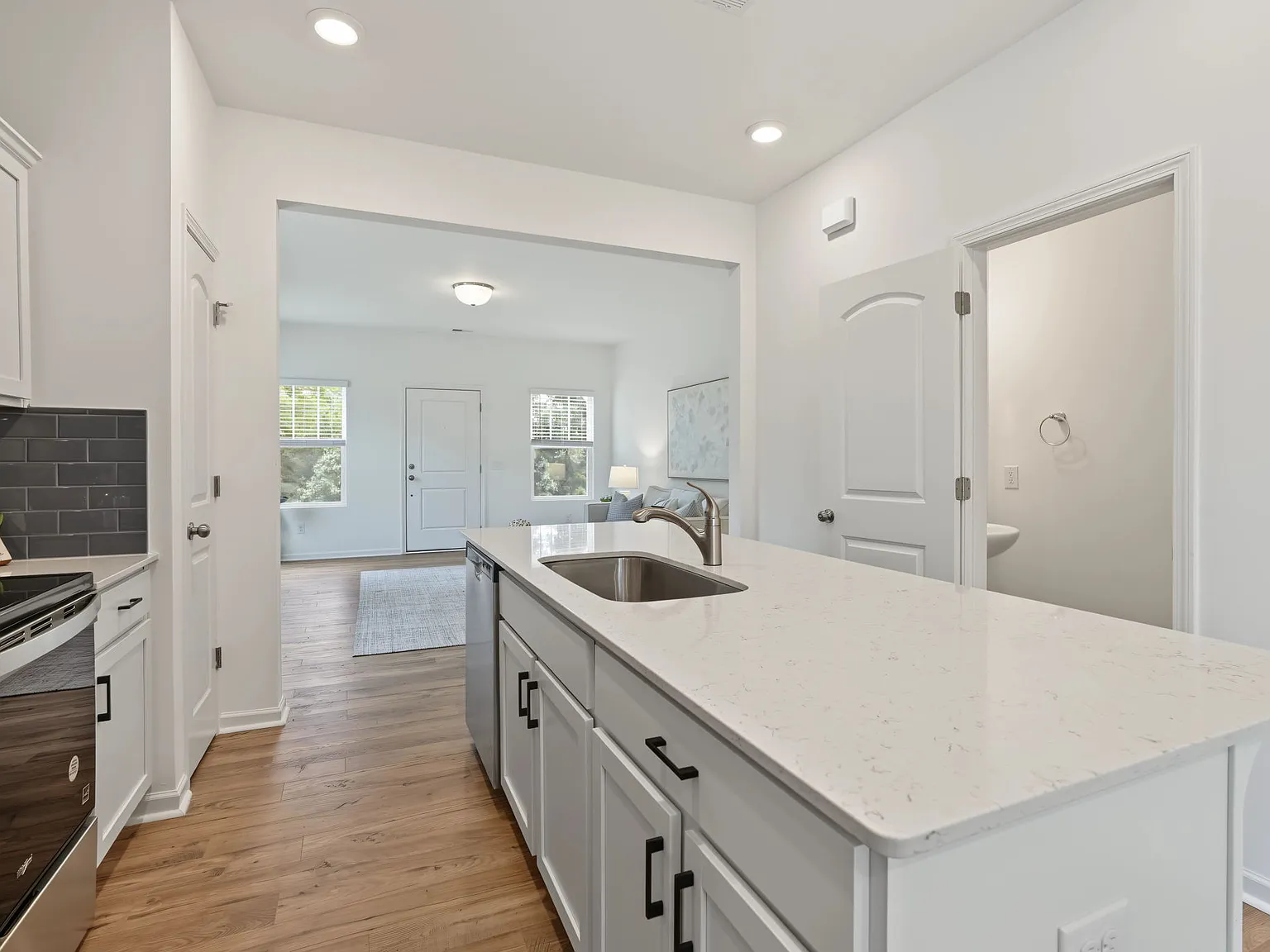 Bayshore Townhomes — Photo 1