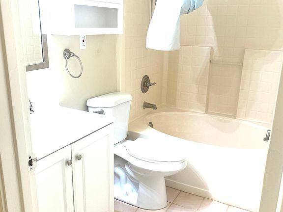 3rd image of 3416 Christie Ct
