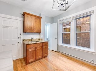 12 Foster St UNIT 2-2-2, Boston, MA 02109