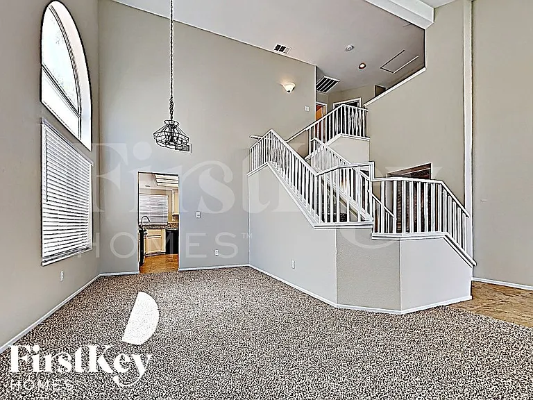 1683 Black Hills Way — Photo 2