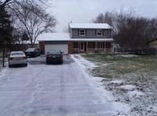 1708 Nish Rd, Crystal Lake, IL 60012