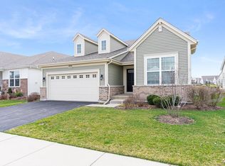 3912 Chesapeake Ln, Naperville, IL 60564