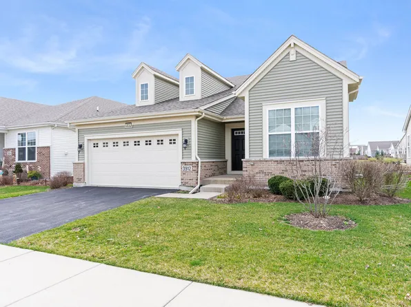 3912 Chesapeake Ln, Naperville, IL 60564
