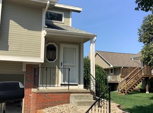 6716 S 152nd St, Omaha, NE 68137