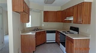 4th image of 918 Claybrook Ct
