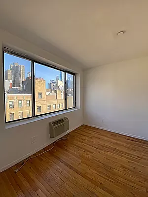 Rented by EXR | media 15