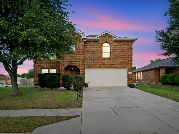 6701 Thaxton Trl, Fort Worth, TX 76137