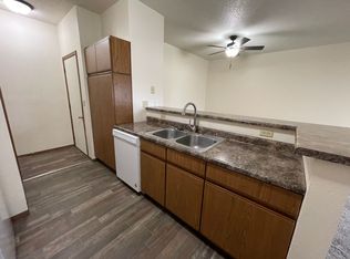 81A Center St, West Fargo, ND