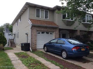 660 Correll Ave, Staten Island, NY 10309