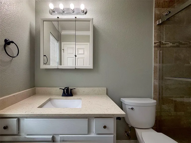 6915 Villita Avenida St — Photo 12