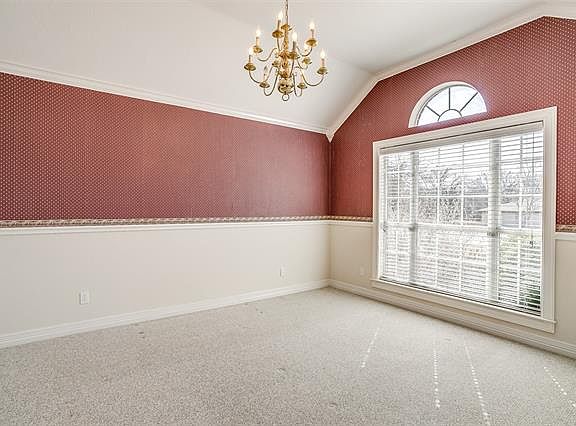 5th image of 501 Roaring Springs Dr