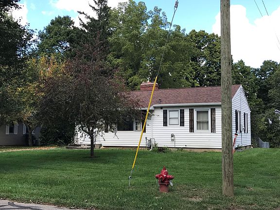 3rd image of 33 W Hallett St