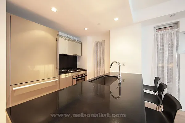 Rented by Nelson Aybar, LREB | media 9
