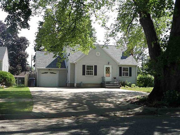2nd image of 1531 Gartland Ave