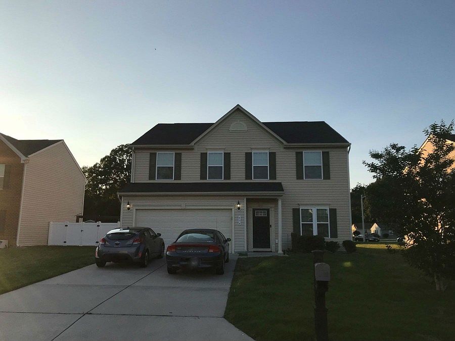 1st image of 634 Kelso Dr