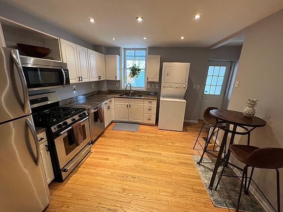 5th image of 3503 Dillon St