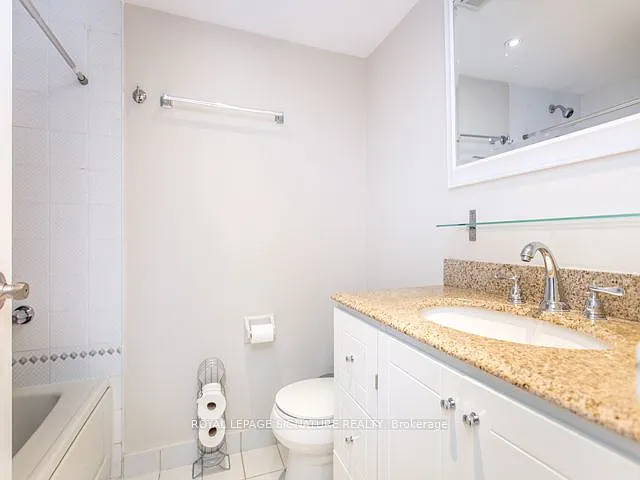 1001 Bay St #1007 — Photo 21