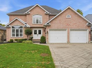 66 Cobblestone St, London, ON N5Y5M5