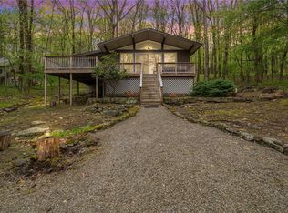 510 Forest Rd, Acme, PA 15610