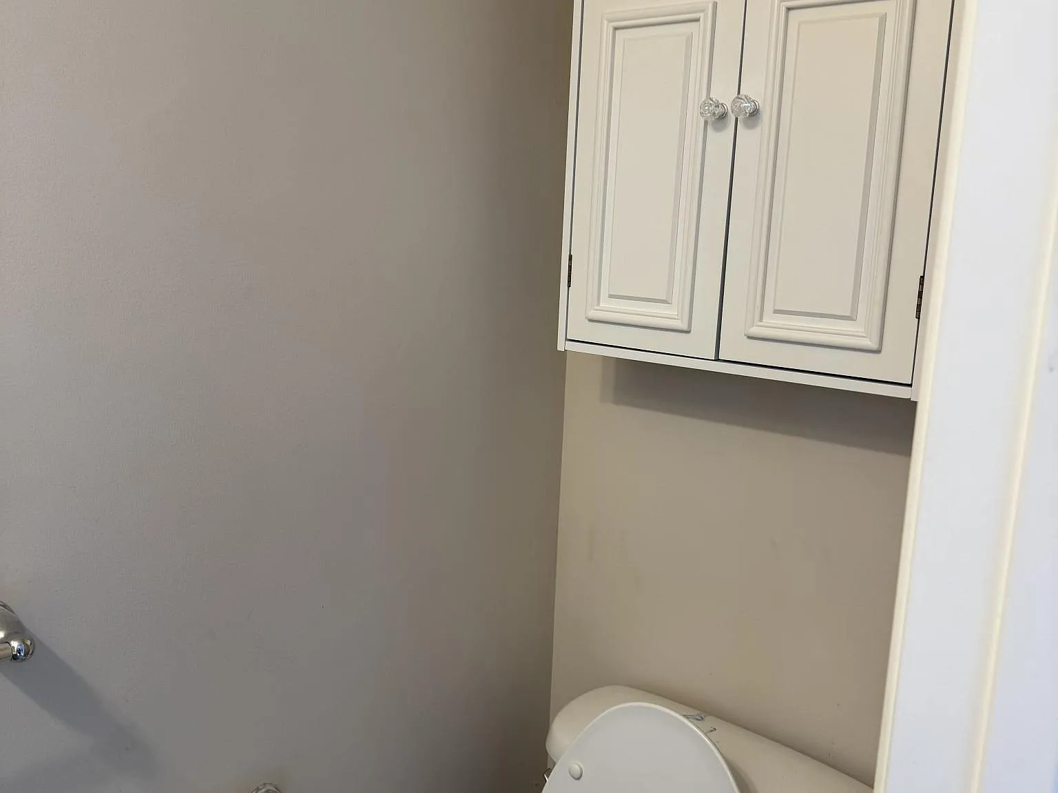 304 Susan Cir — Photo 3