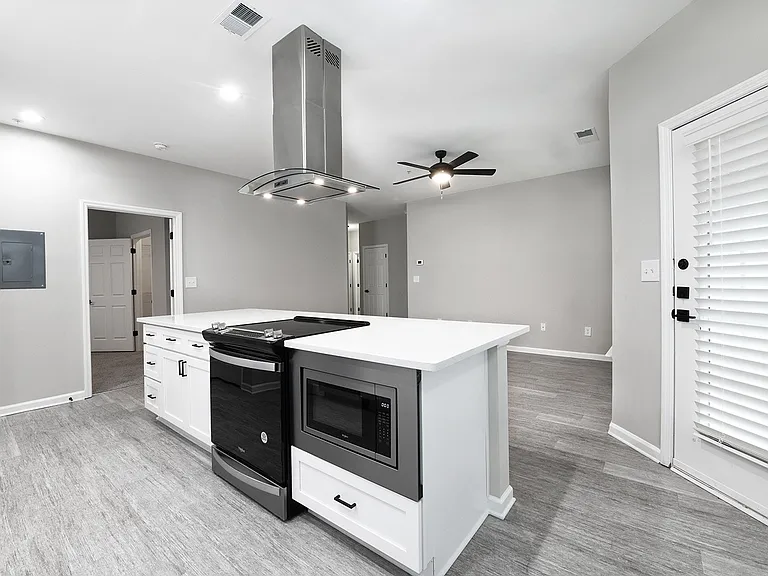 Legacy Arboretum Apartments — Photo 18