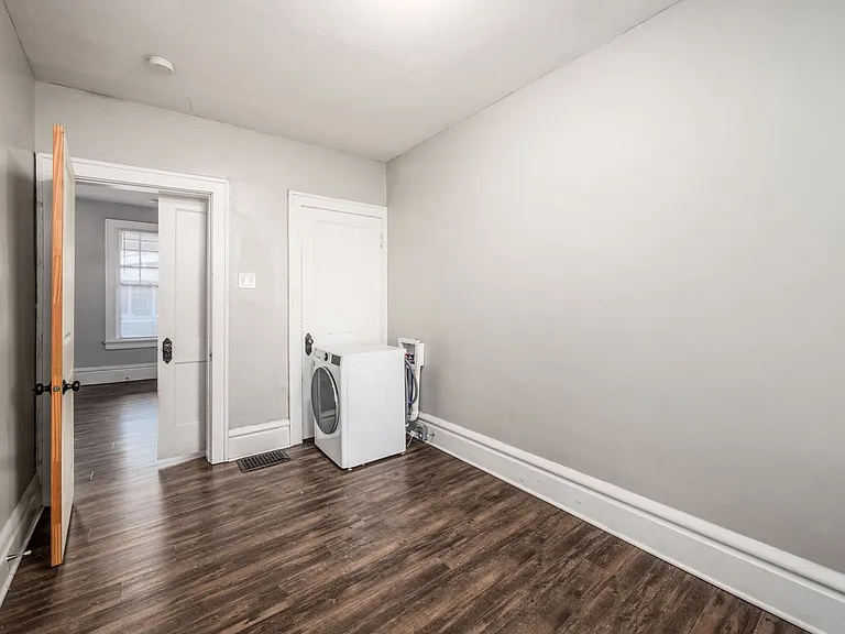 26 E 2nd Ave #19 — Photo 17