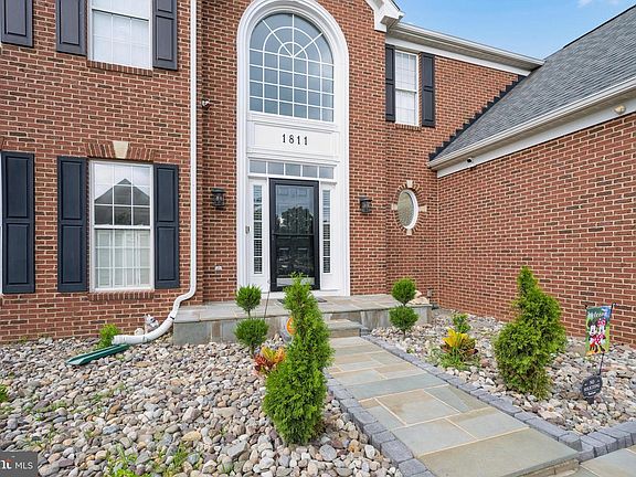 4th image of 1811 Cyril Ct