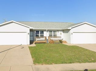 1804 Park West Dr, Normal, IL 61761