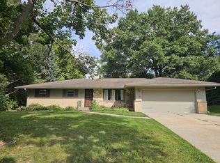 131 Dawn Ave, Rockford, IL 61107