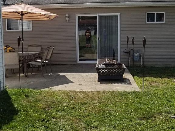 3rd image of 326 Marview Ave