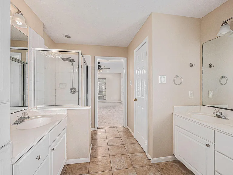 2710 Grants Lake Blvd #E3 — Photo 17