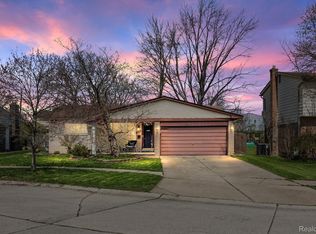 44286 Postmill Ct, Canton, MI 48187