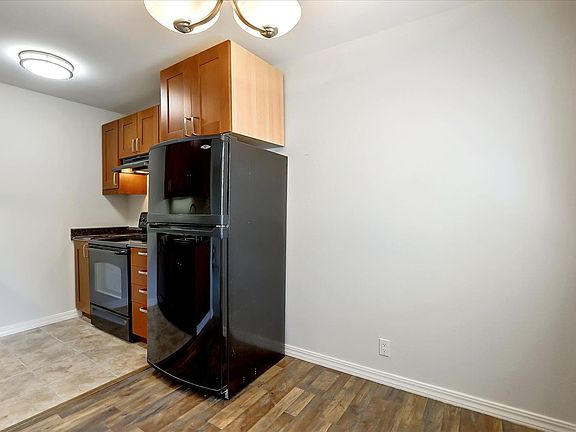 4th image of 3033 Kaiser Dr Unit G