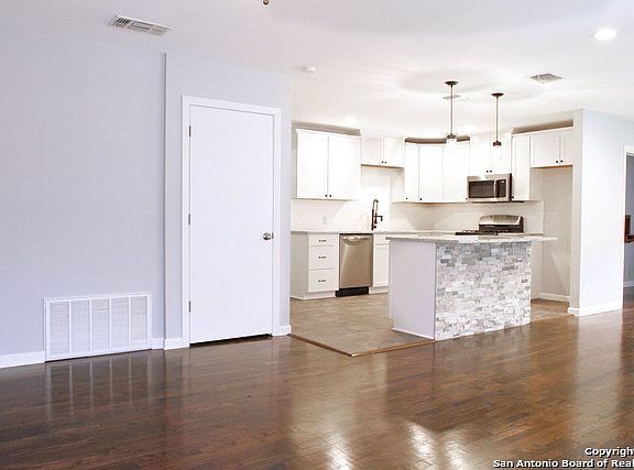 5th image of 519 Saratoga Dr