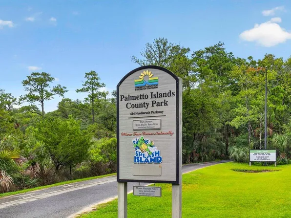 200 Oak Point Landing Dr, Mount Pleasant, SC 29464