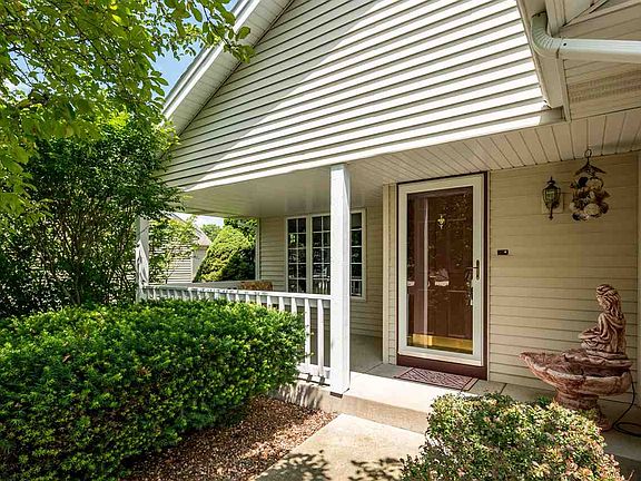 2nd image of 1523 Wind Trace Ct