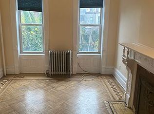 388 Park Pl #2R, Brooklyn, NY 11238
