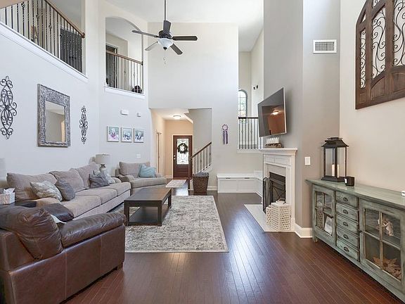 5th image of 138 Sandpiper Cir