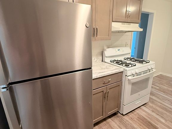3rd image of 600 McKinley Ave APT 303