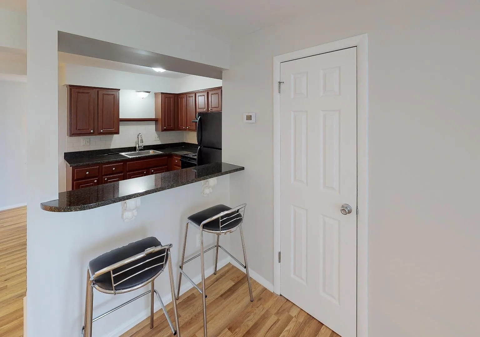 Windemere Apartments — Photo 3