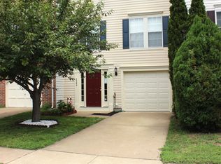 6304 Meadow Glade Ln, Centreville, VA 20121