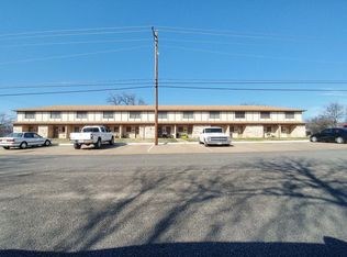 811 South St, Graham, TX 76450