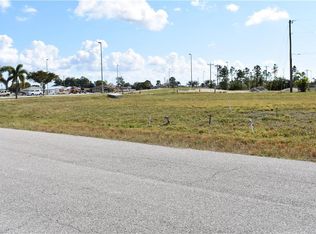 1512 NE 15th Ln, Cape Coral, FL 33909