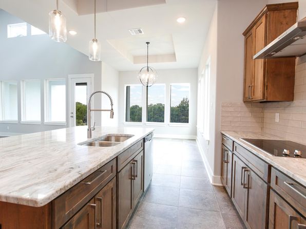 1314 Clayton Nolen Dr