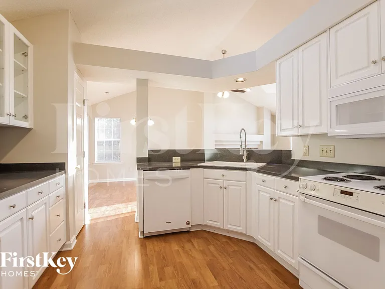6627 Flat Creek Dr — Photo 6