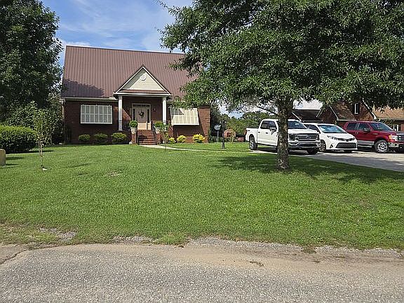 3rd image of 6453 Gilbert Dr W
