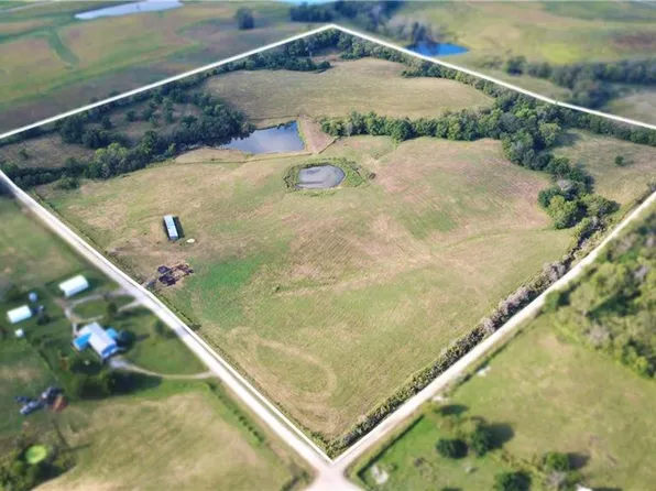 485 NE 18th Ave, Trenton, MO 64683